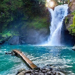 Pesona Tersembunyi di Gianyar: Tegenungan Waterfall, Keindahan Alam yang Mudah Dijangkau